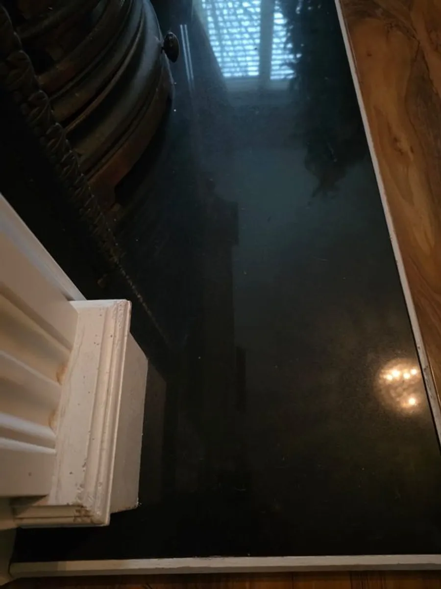 Fireplace with surround - Image 4