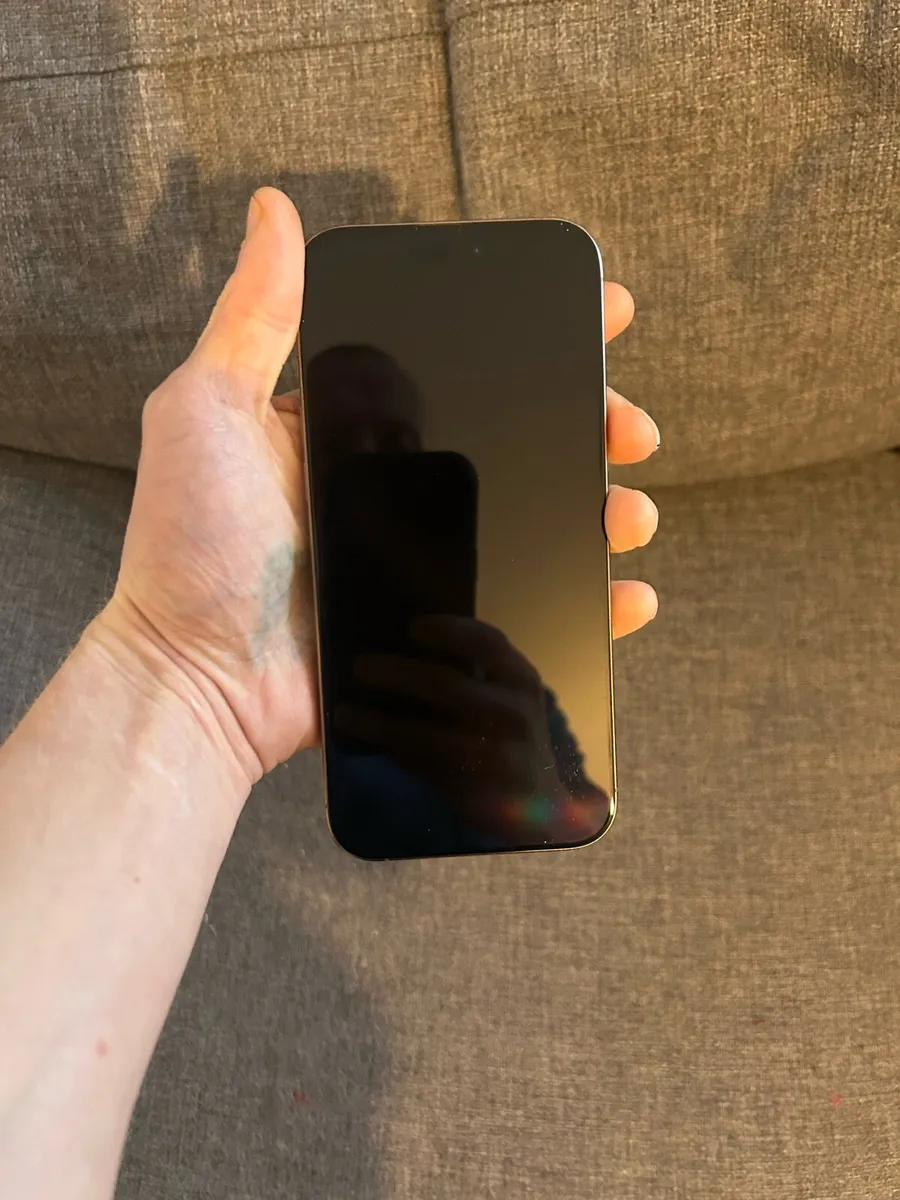 iPhone 16 pro max desert titanium 256gb - Image 2