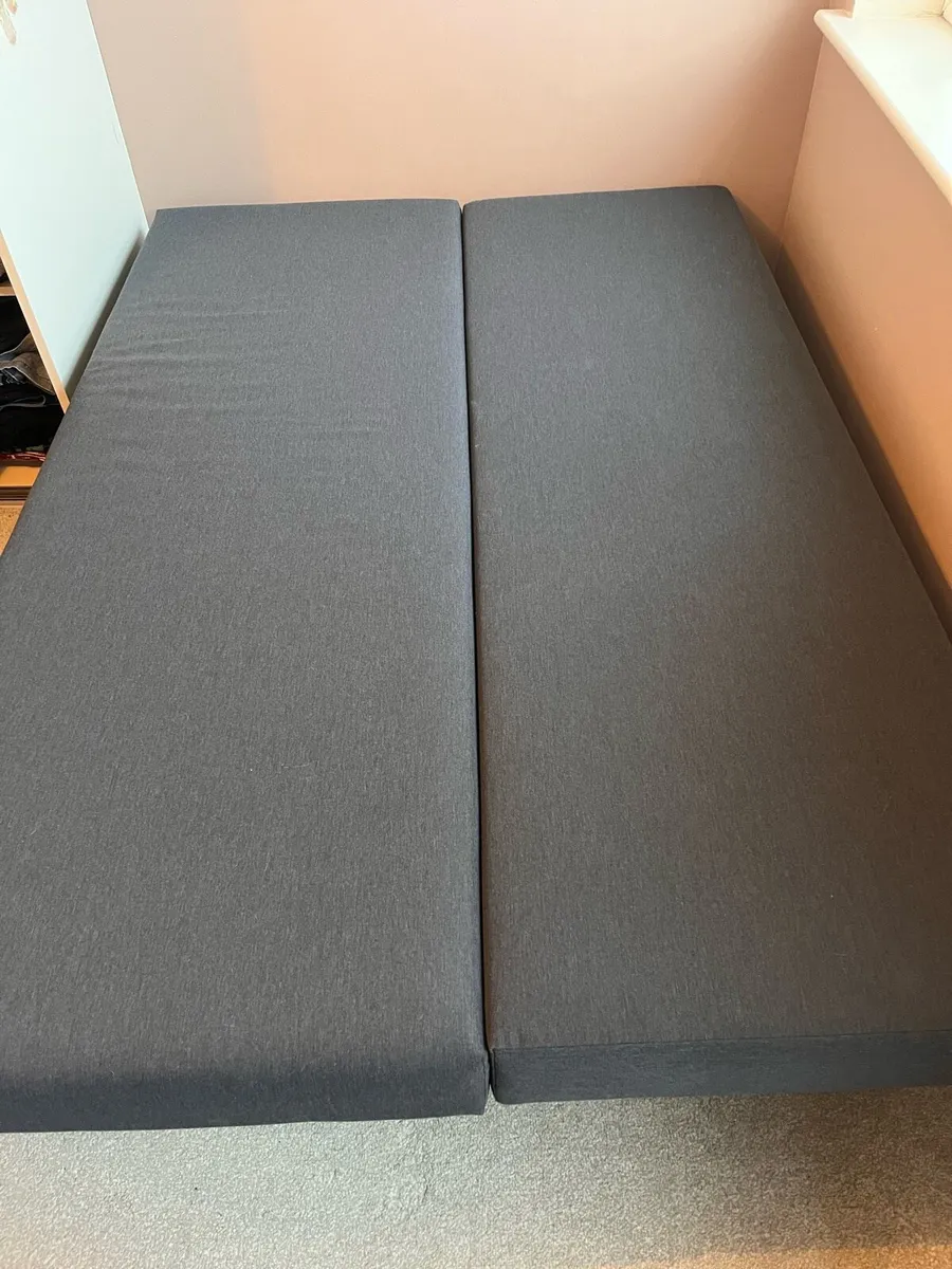 Sofa bed 3 seaters - Image 3