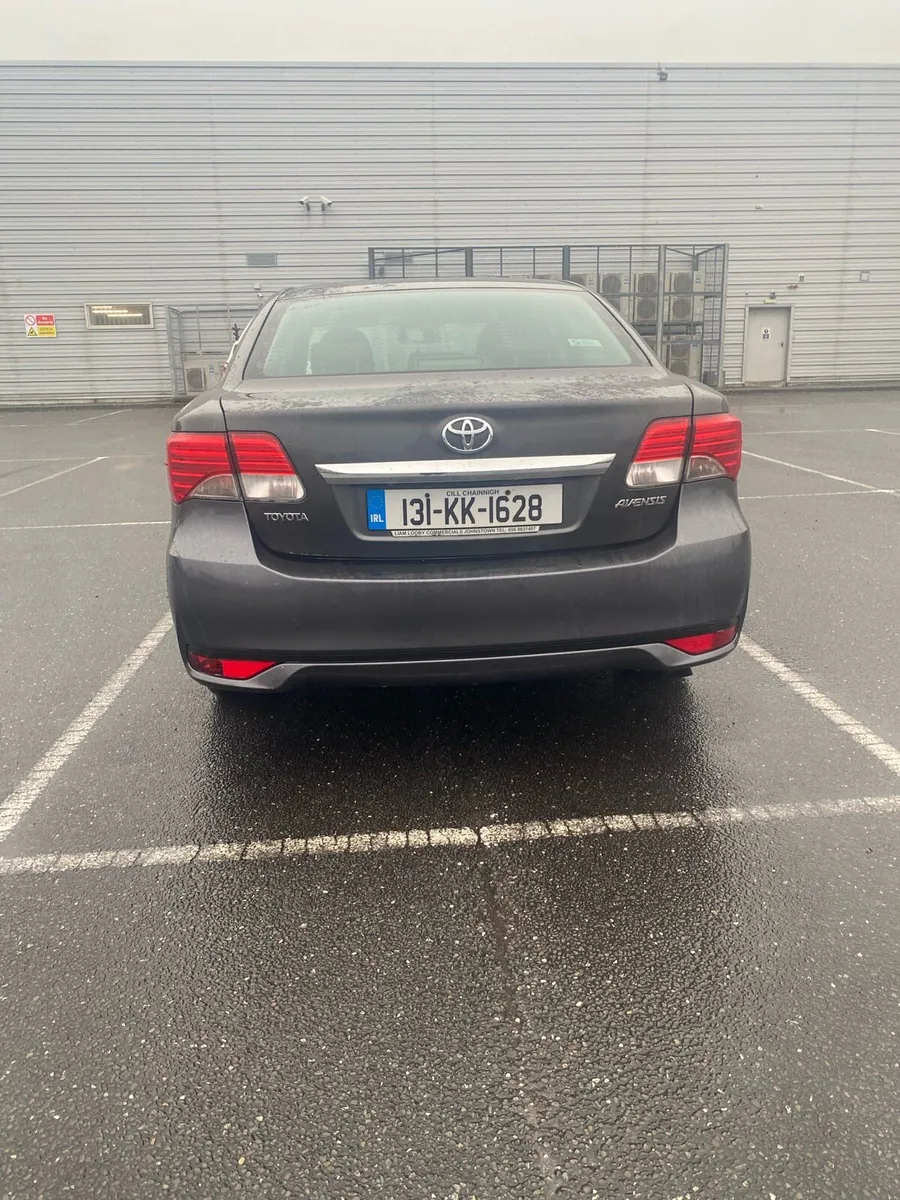 €3250 2013 Toyota Avensis - Image 3