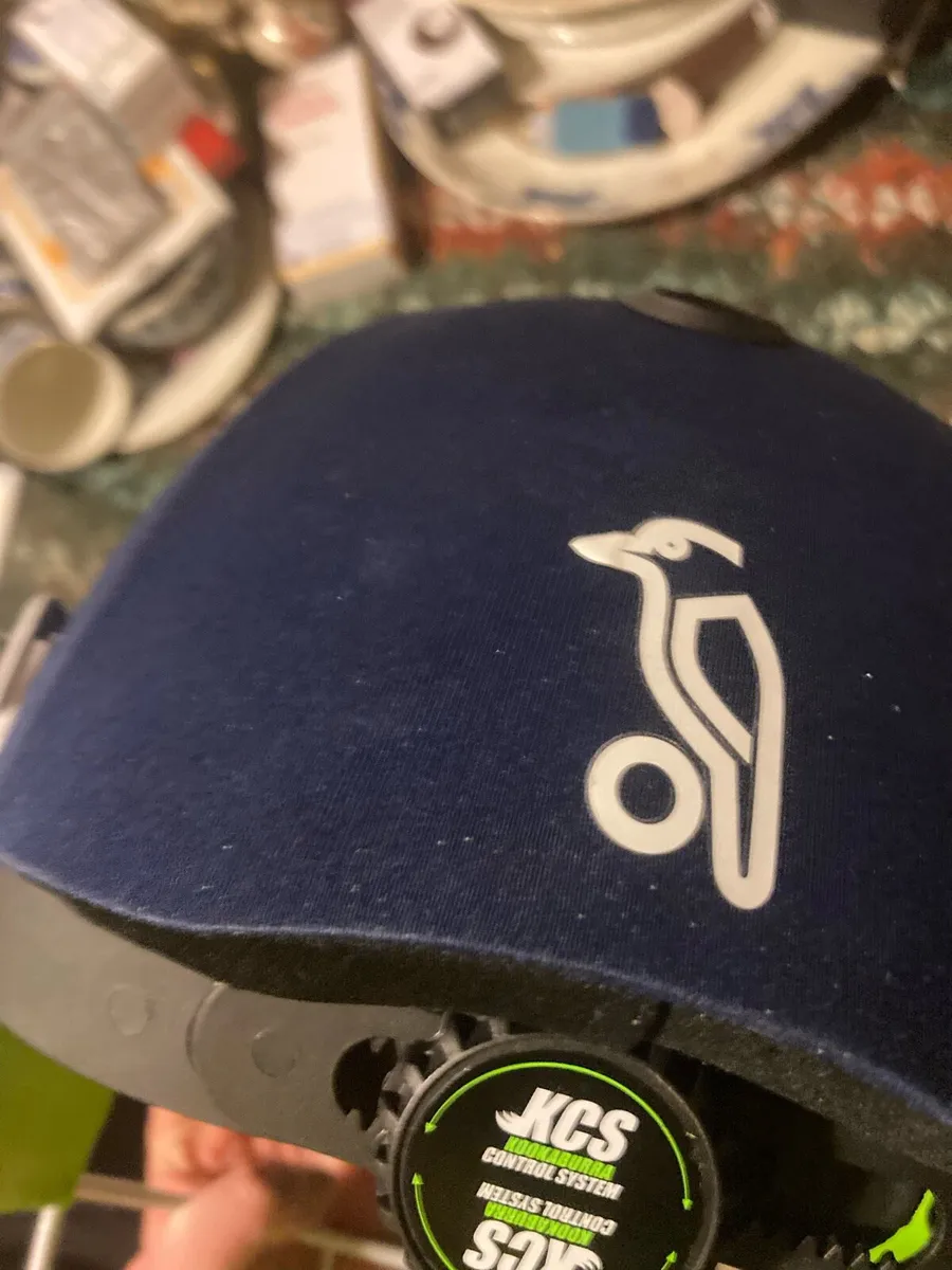 Cricket helmet free postage - Image 4
