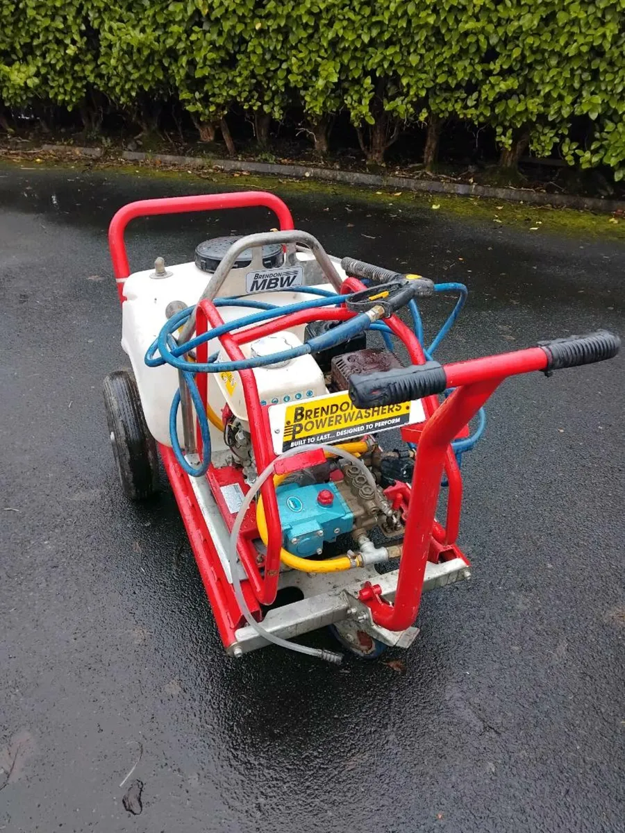 Power washer - Image 3