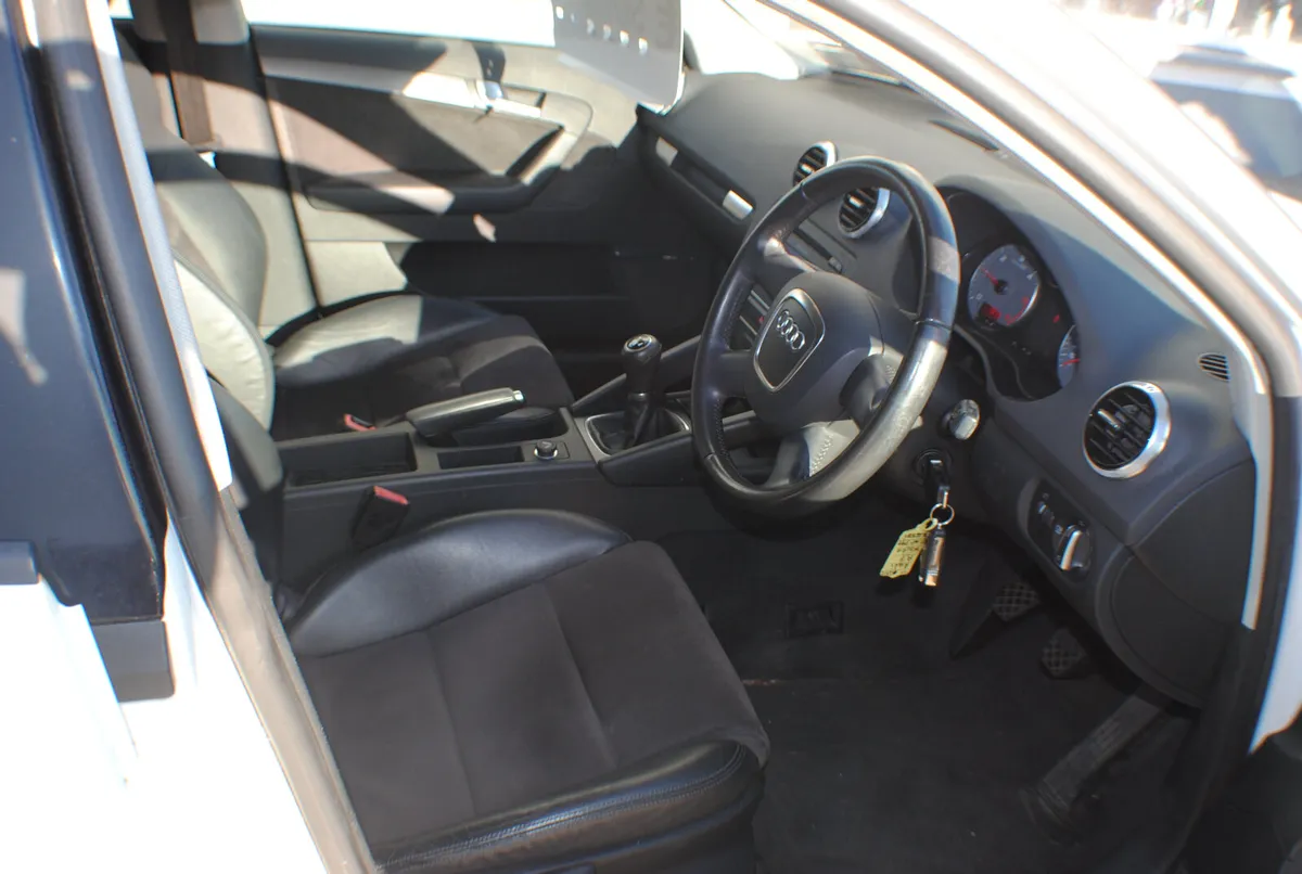 Audi A3 1.6 Tdi Sport 2012 - Image 3