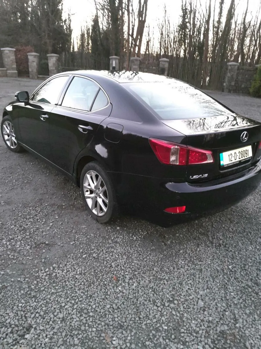 12 Lexus IS 200d long nct  low mls - Image 3