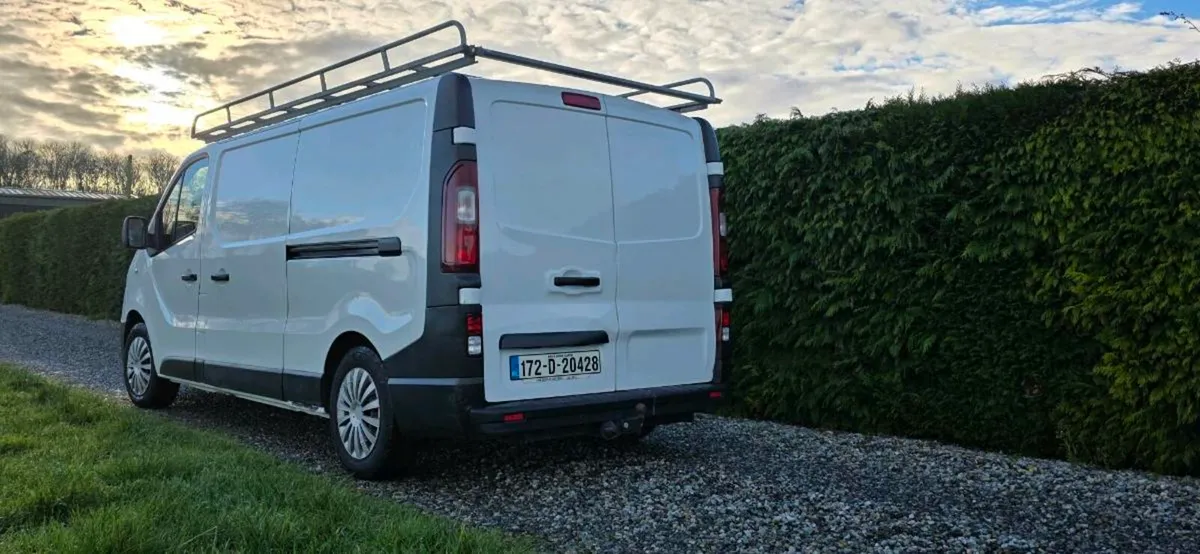 Renault traffic - Image 4