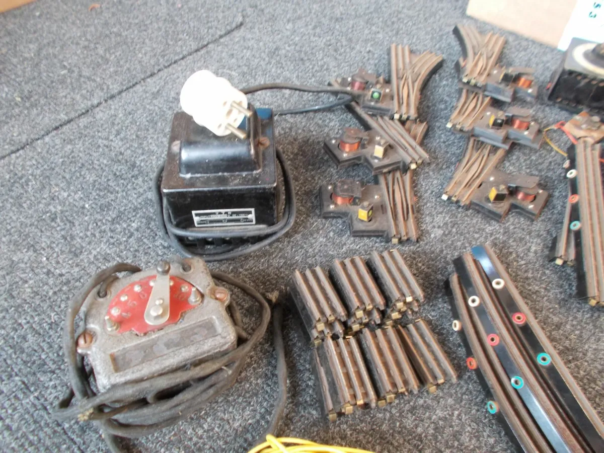 Lot of 1950's TTR Model Railway Stuff - Image 4