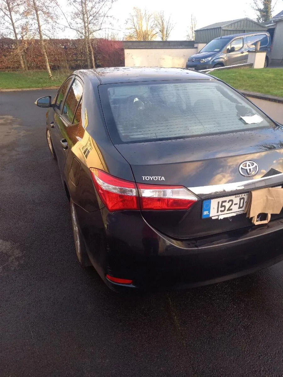 Toyota corolla - Image 1