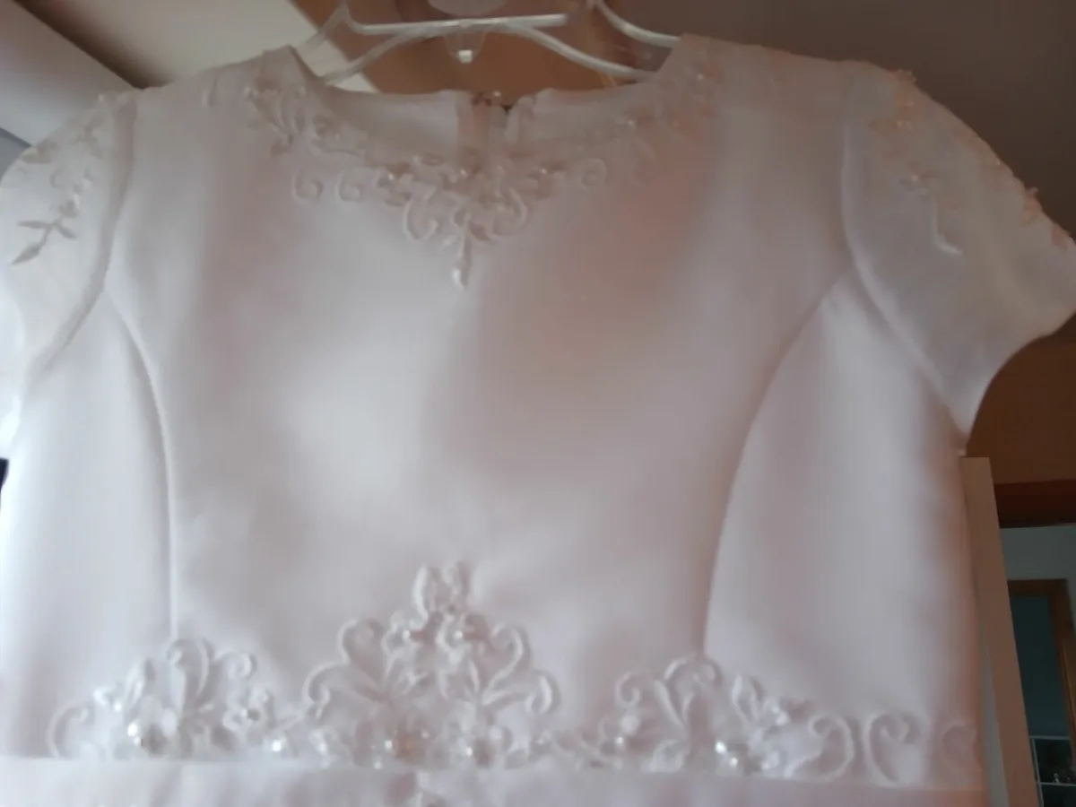Communion dress - Image 3