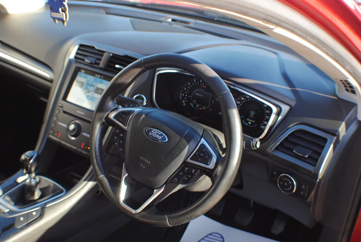 Ford Mondeo 2017 1.5 TDCI 5 DR SALOON - Image 3