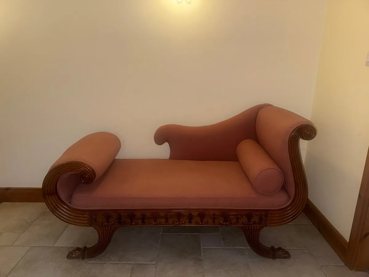 Chaise Lounge - Image 3