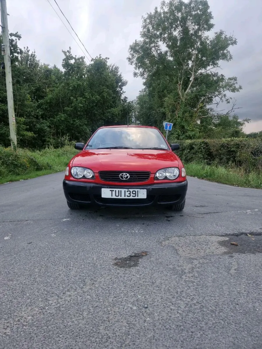 Toyota Corolla 1.9d - Image 2