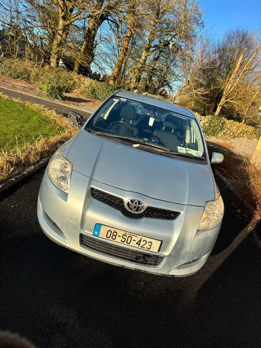 Toyota Auris Luna 1.4 petrol - Image 4