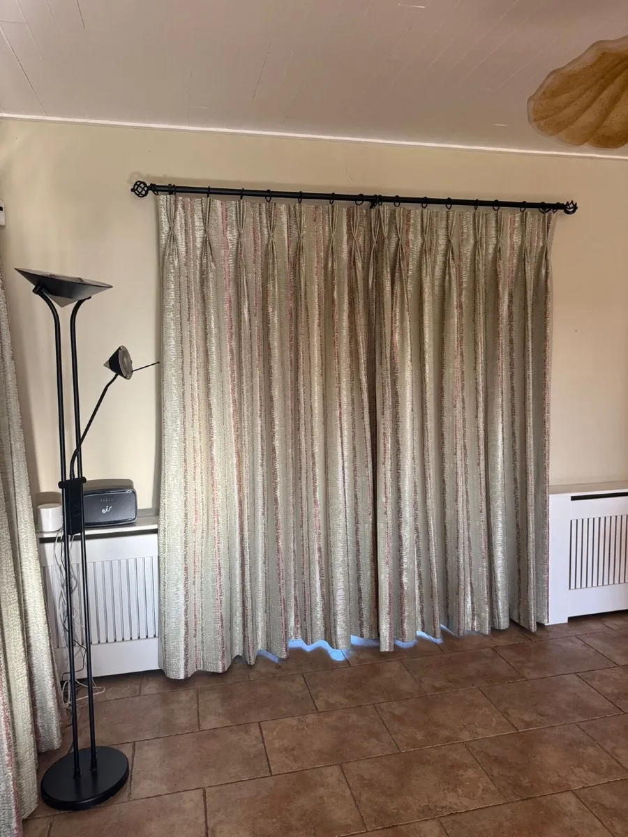 Curtains (4 sets) - Image 2
