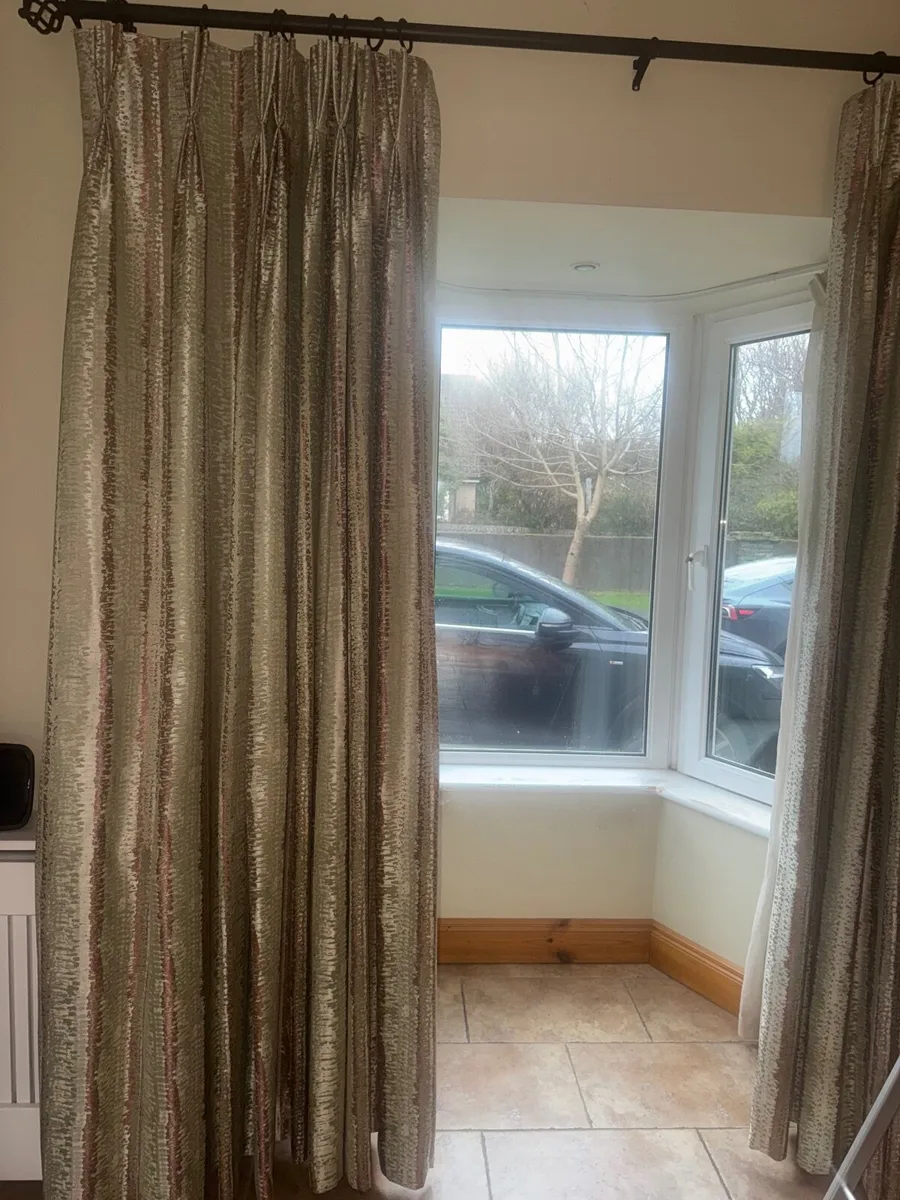 Curtains (4 sets) - Image 3