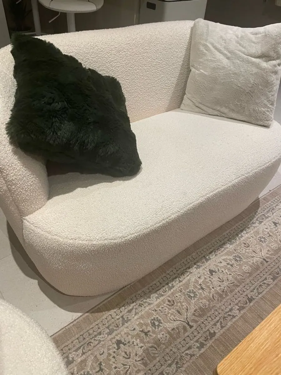 3 seater and 2 seater sofa - Image 4