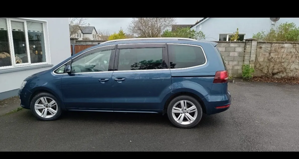 Volkswagen Sharan 2015 - Image 2