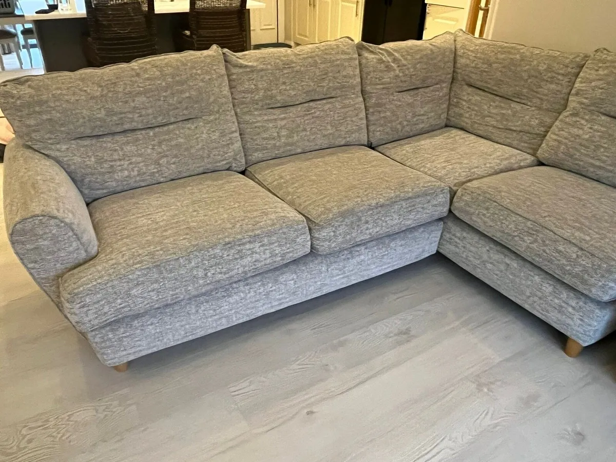 L-shape couch with puff - Image 2