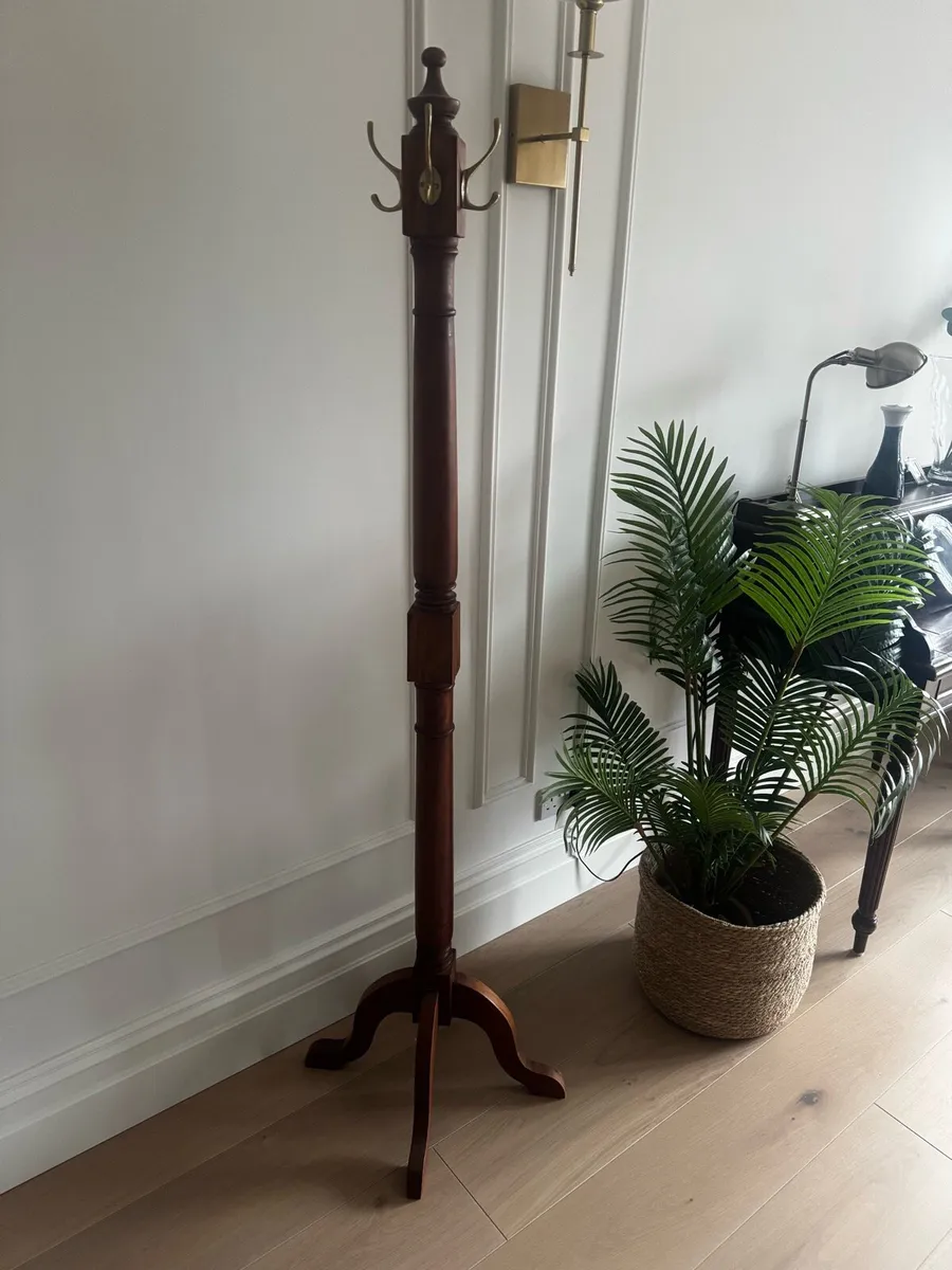 Mahogany coat hanger stand - Image 1