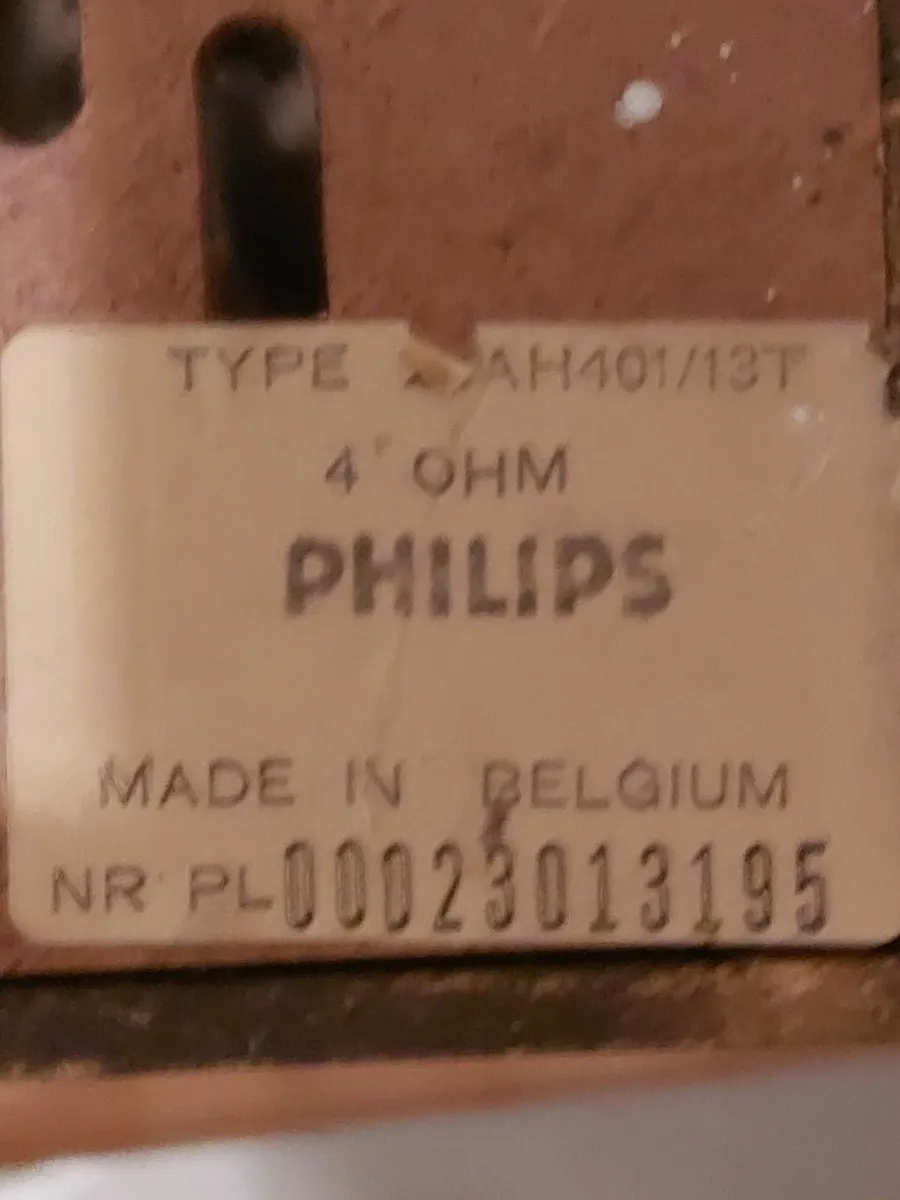 Pair of Philips speakers AH401-13T Excellent condi - Image 3