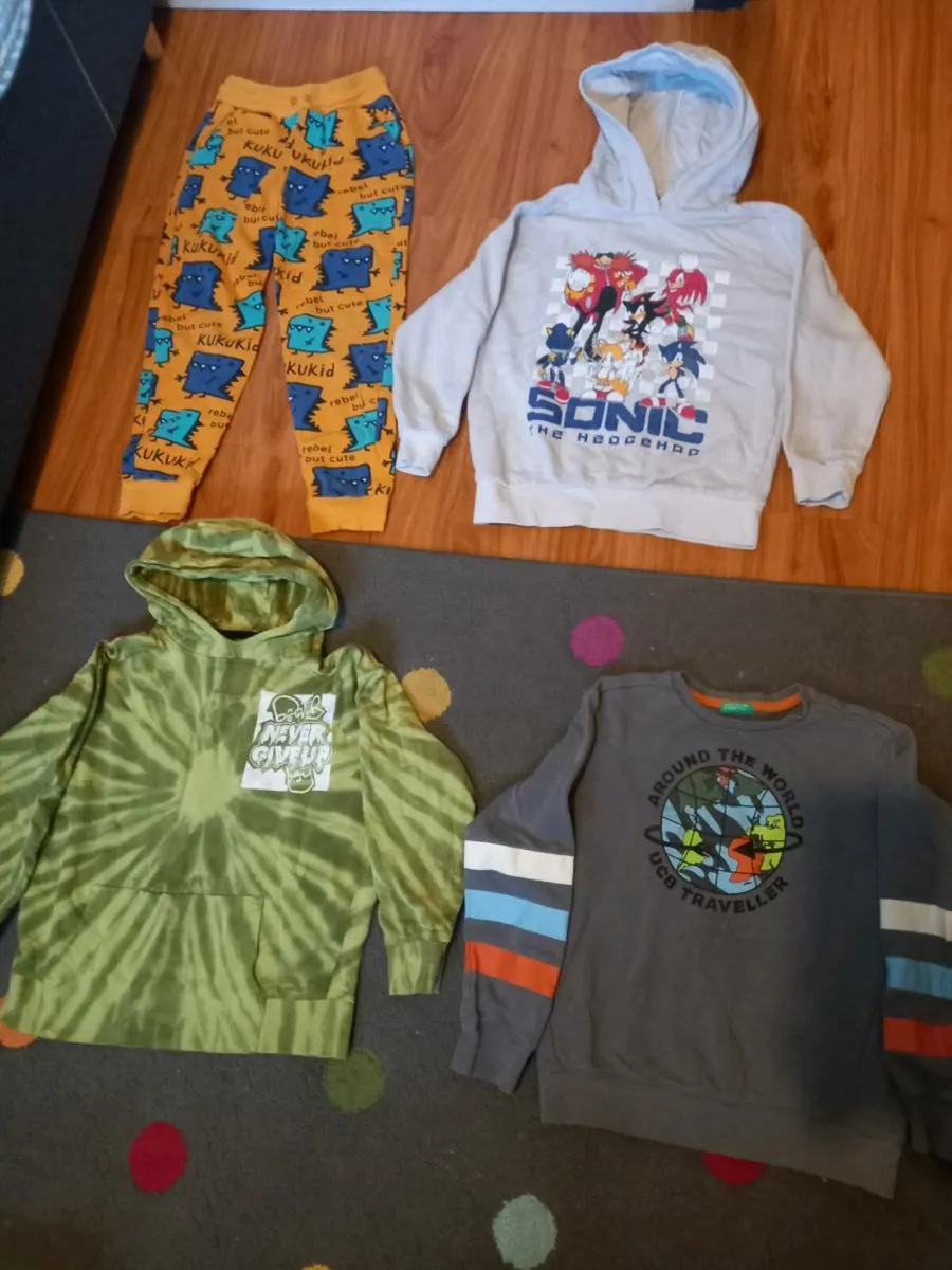 Boy's Clothes 8 - 9 years old - Image 3