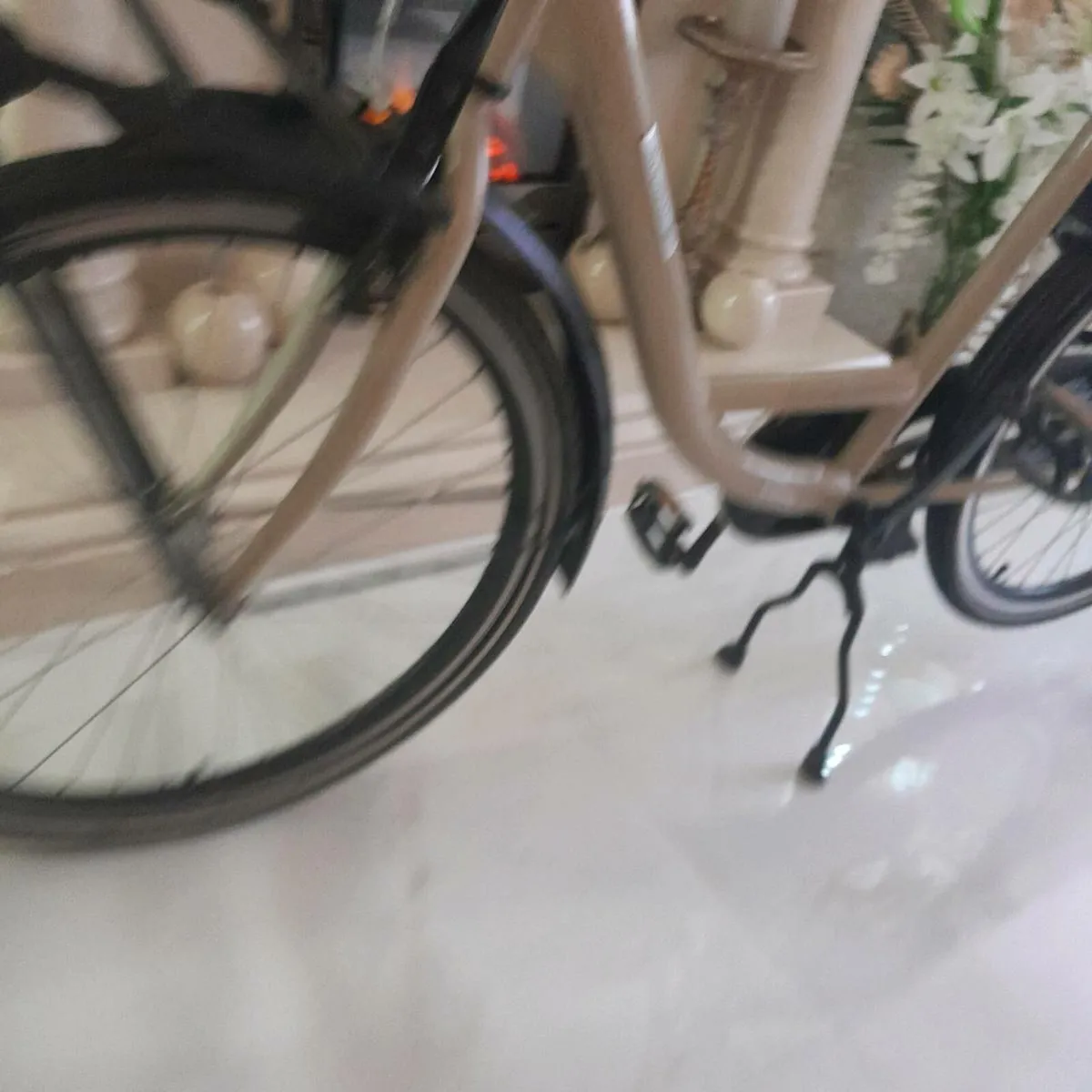 ladies cycling bike - Image 3