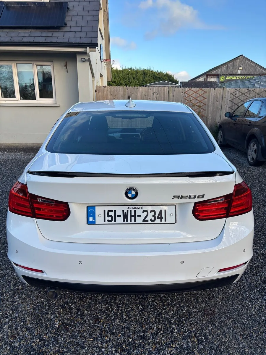 BMW 320D Efficient Dynamics - Image 3
