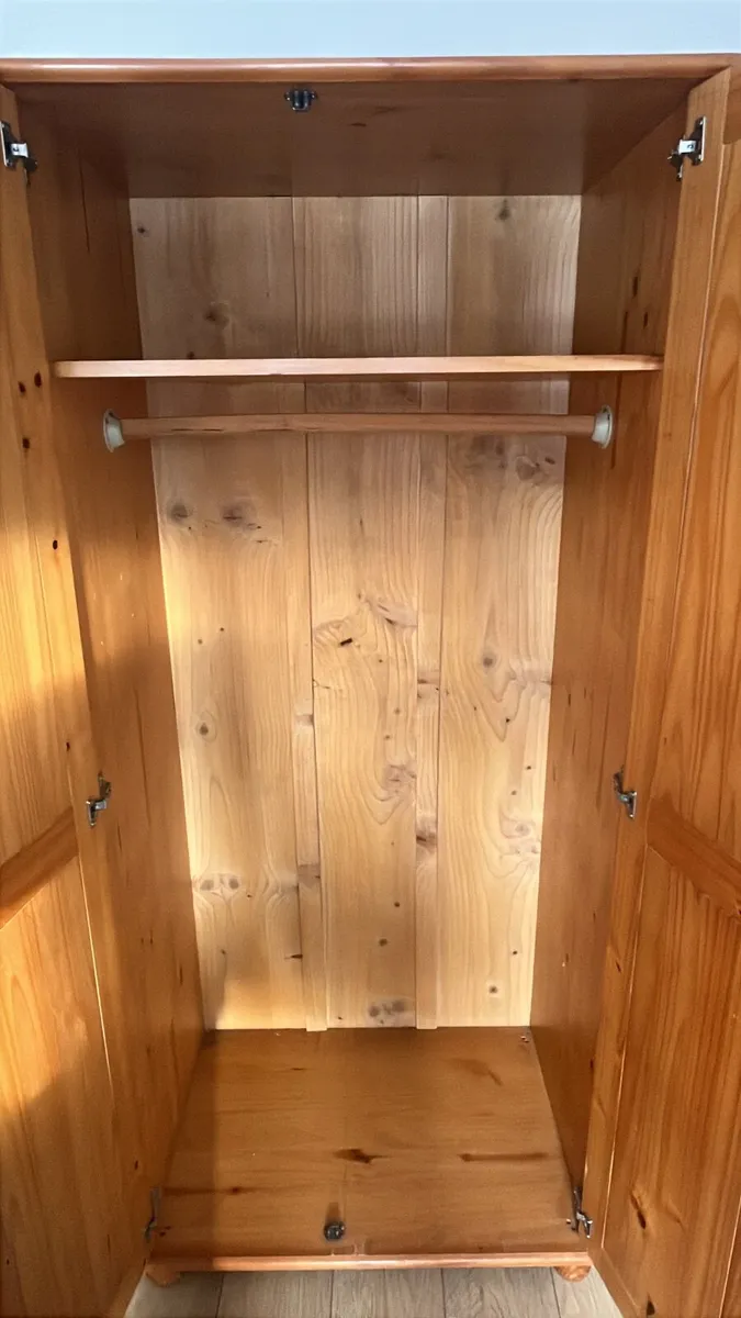 Wardrobe - Image 2