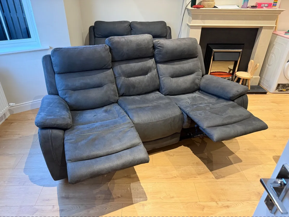 Harvey Norman Recliner Sofa Set 3 Seater +2 Seater - Image 4