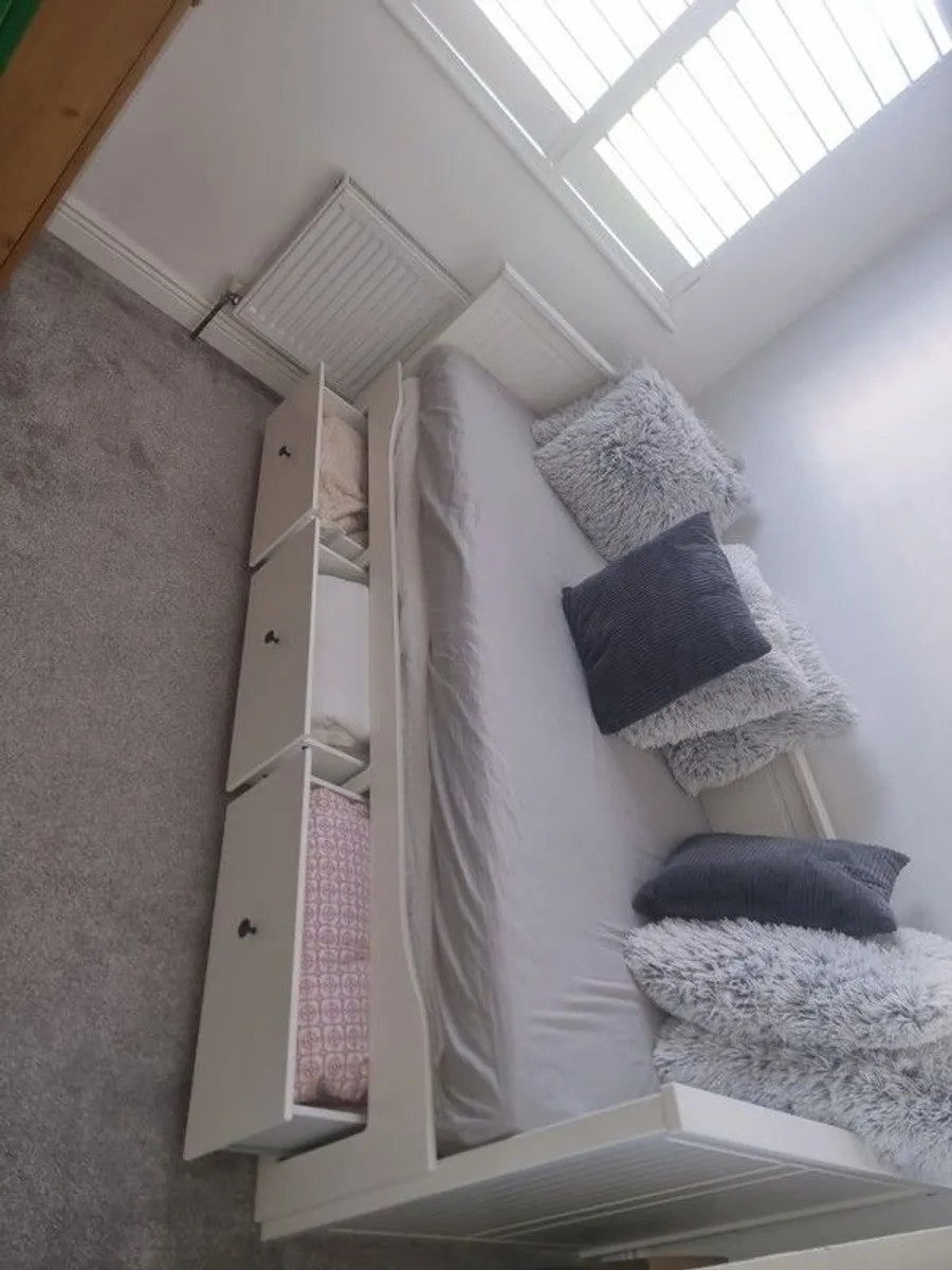 guest sofabed - Image 2