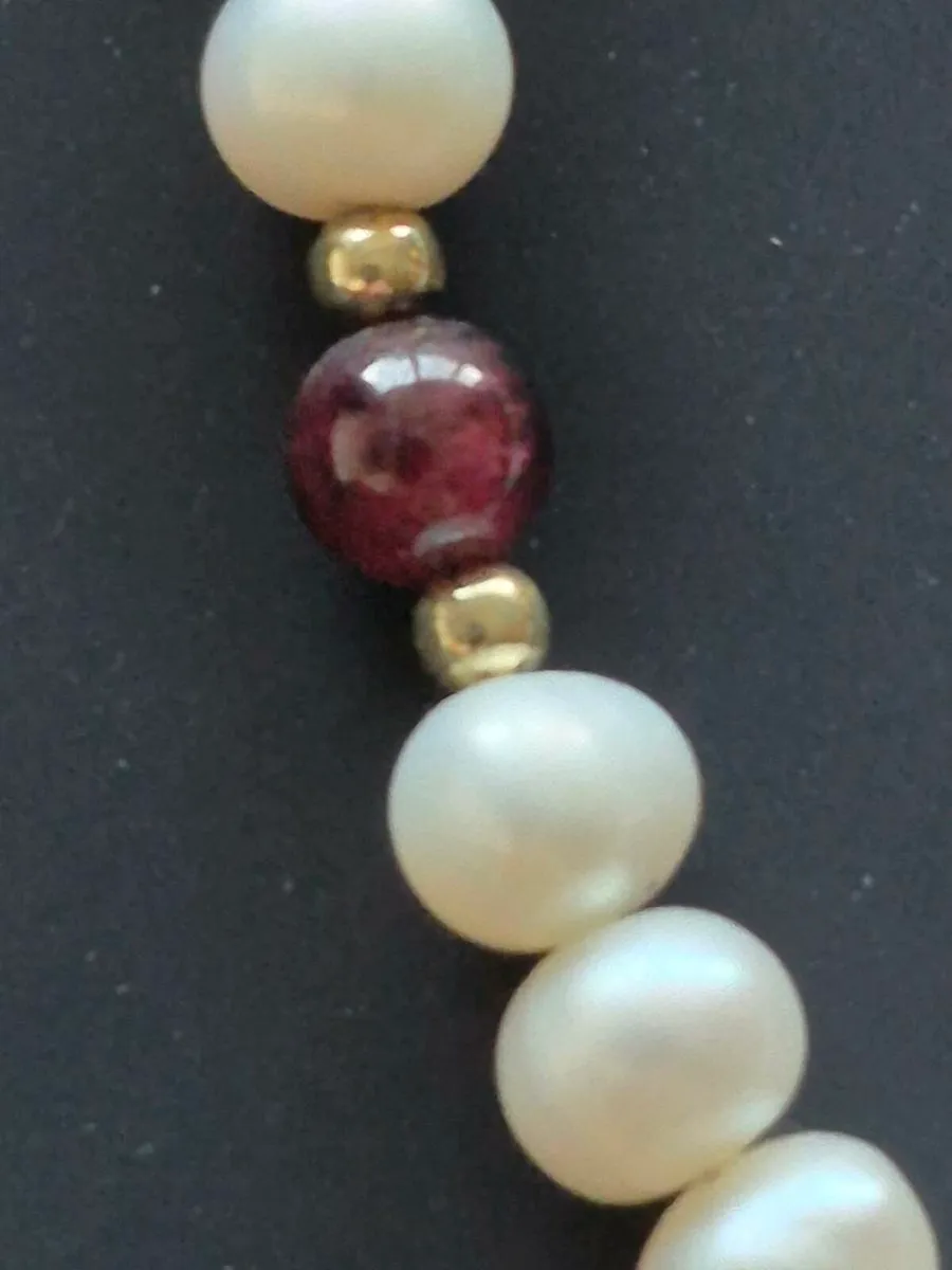 Cultured Pearl & Garnet Bracelet & Necklace - Image 4