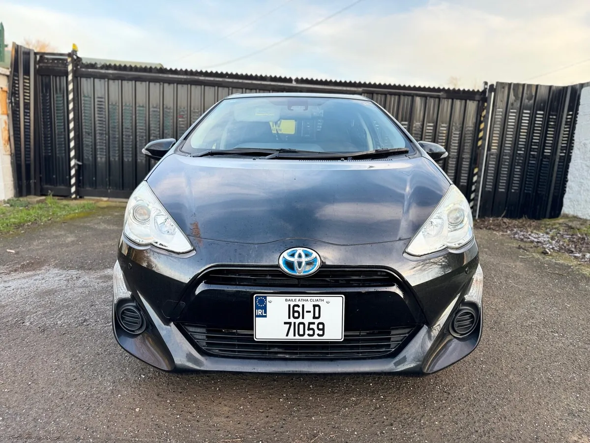 2016 TOYOTA AQUA. LOW MILEAGE. 2 YEAR NCT. AUTO1.5 - Image 2