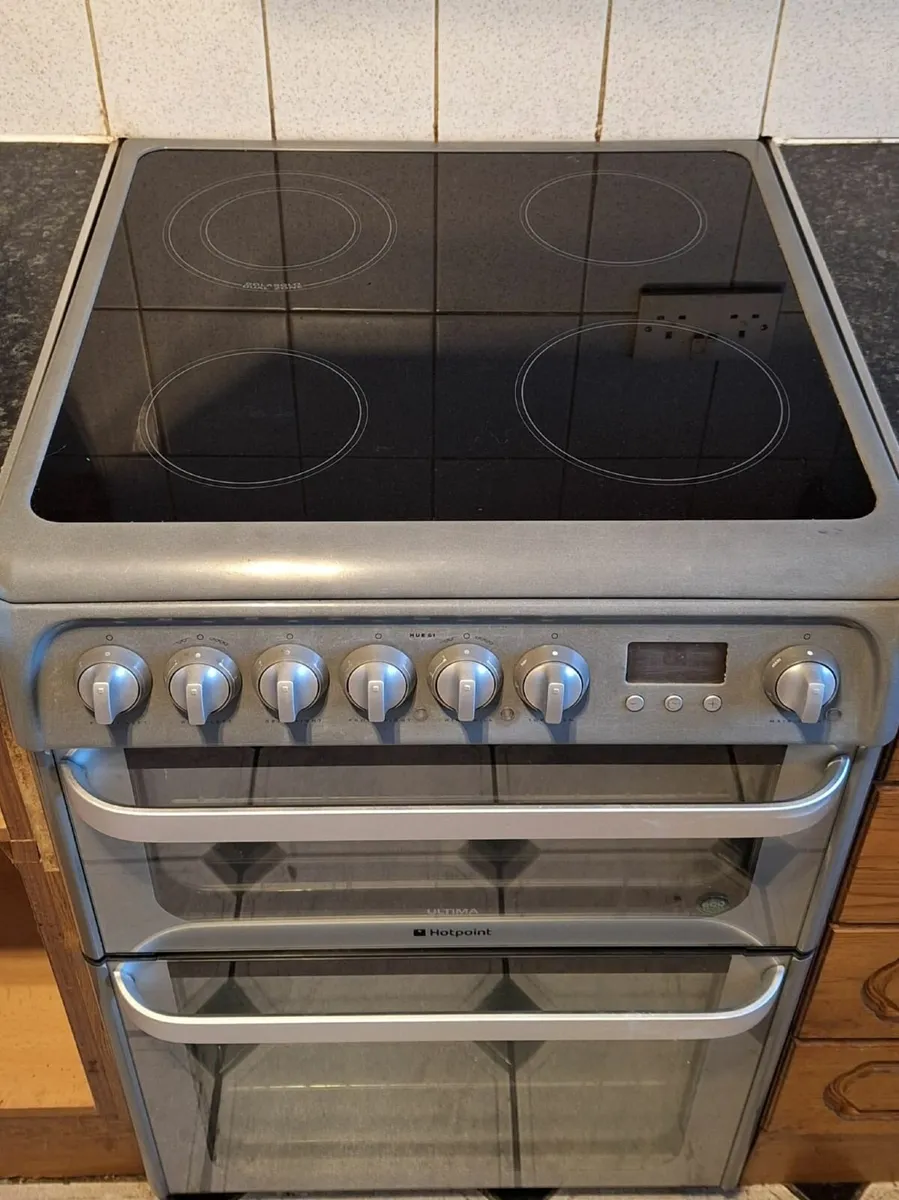 Hotpoint Electric Cooker – Double Oven - Image 3