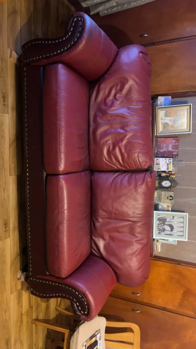 Leather couch - Image 2
