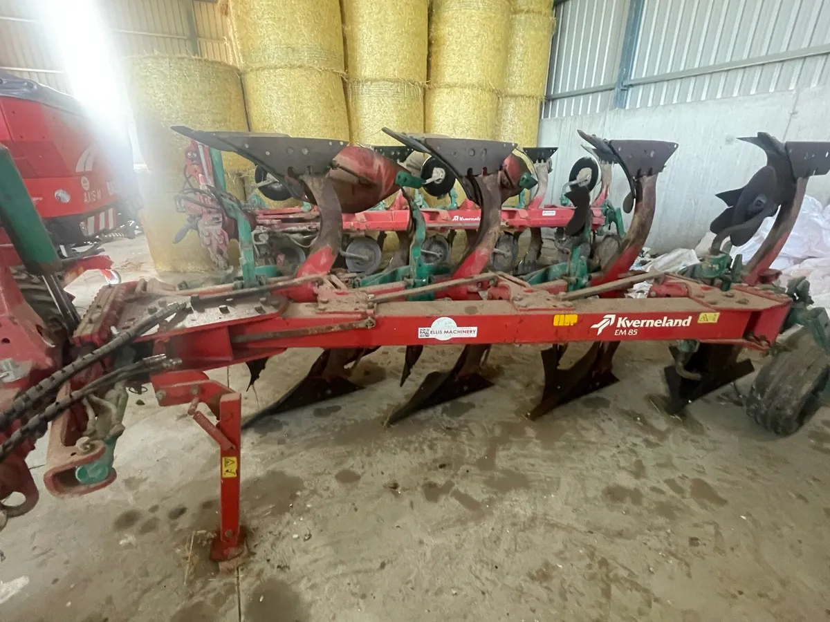 Kverneland 4 furrow plough - Image 2