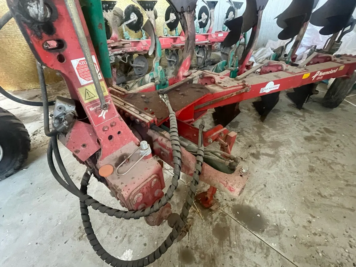 Kverneland 4 furrow plough - Image 3