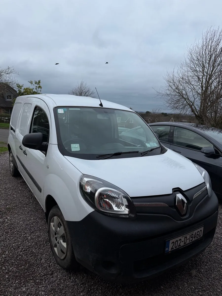 Renault 2020 - Image 1