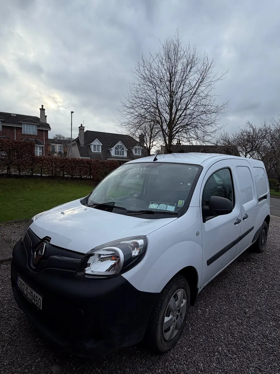 Renault 2020 - Image 2