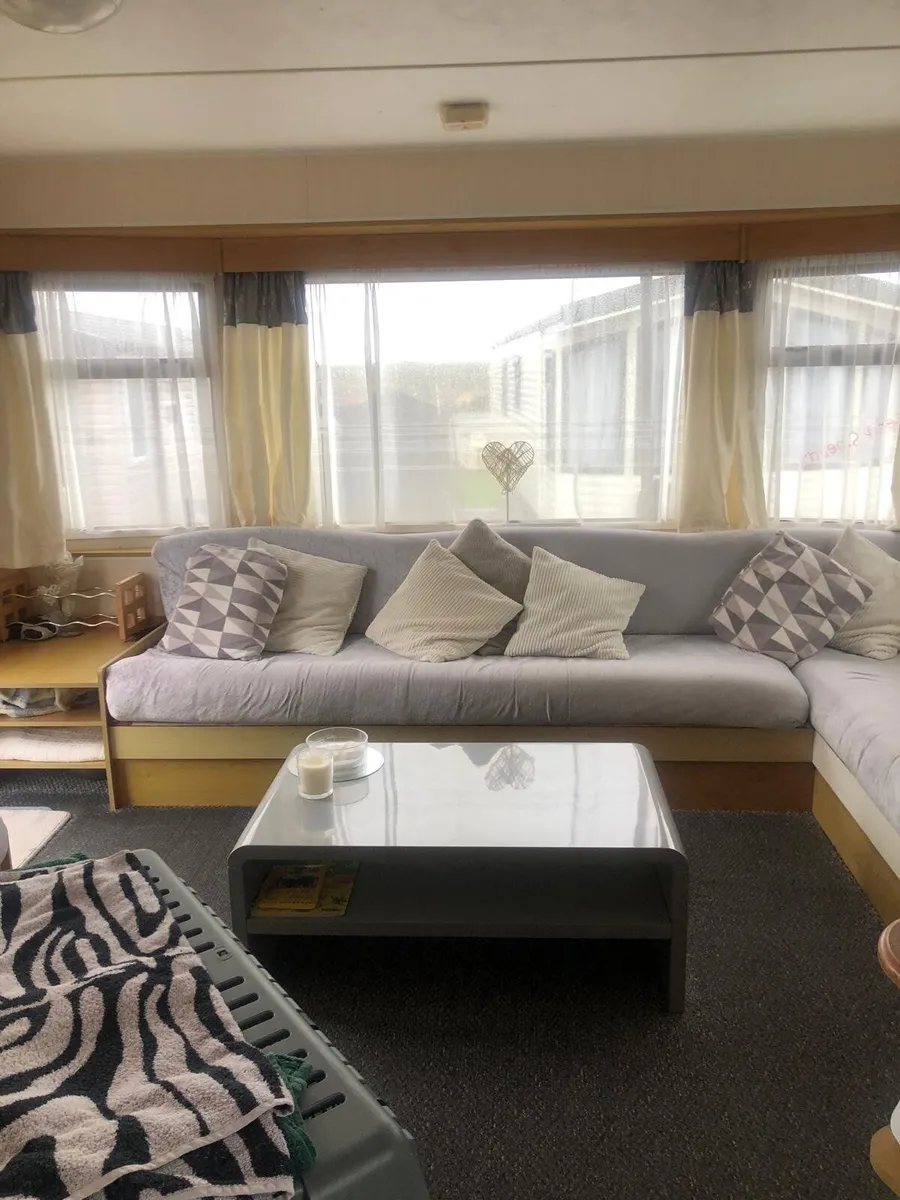 Extremely well kept Mobile home for sale - Image 4