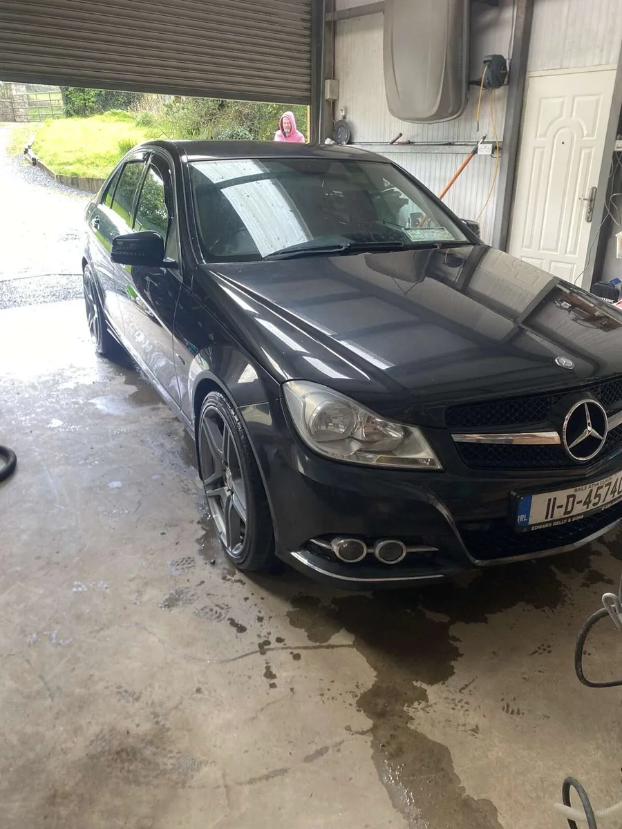 Mercedes c250 - Image 2