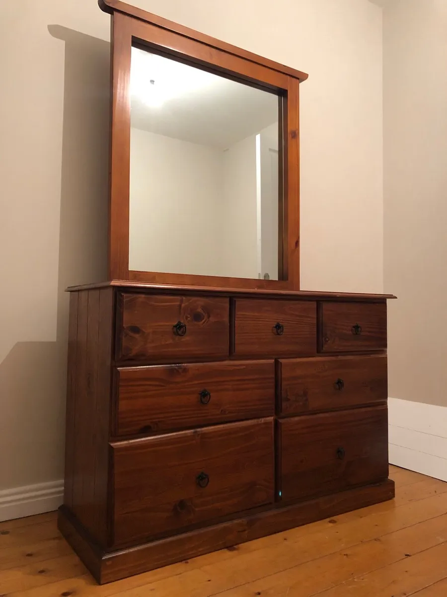 Bedroom dresser - Image 1