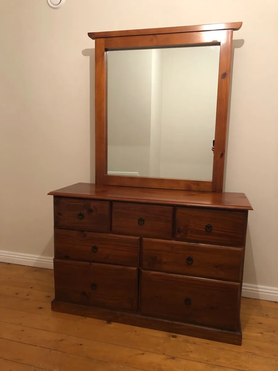 Bedroom dresser - Image 3