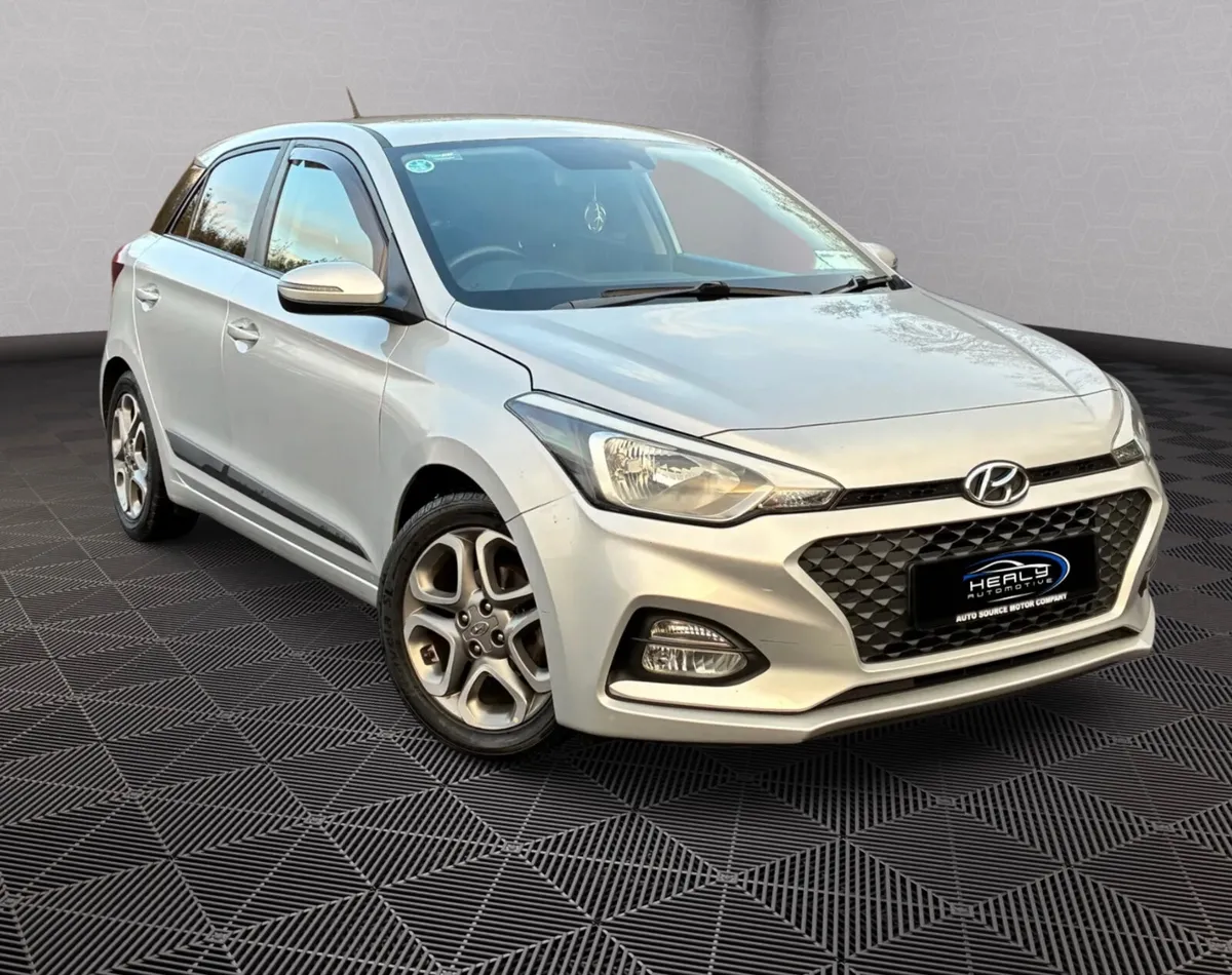 HYUNDAI I20 ACTIVE DELUXE 5DR FSH - Image 1