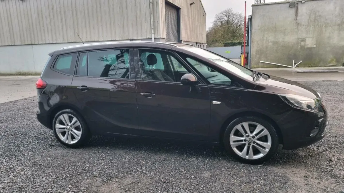 Vauxhall Zafira Tourer - Image 3