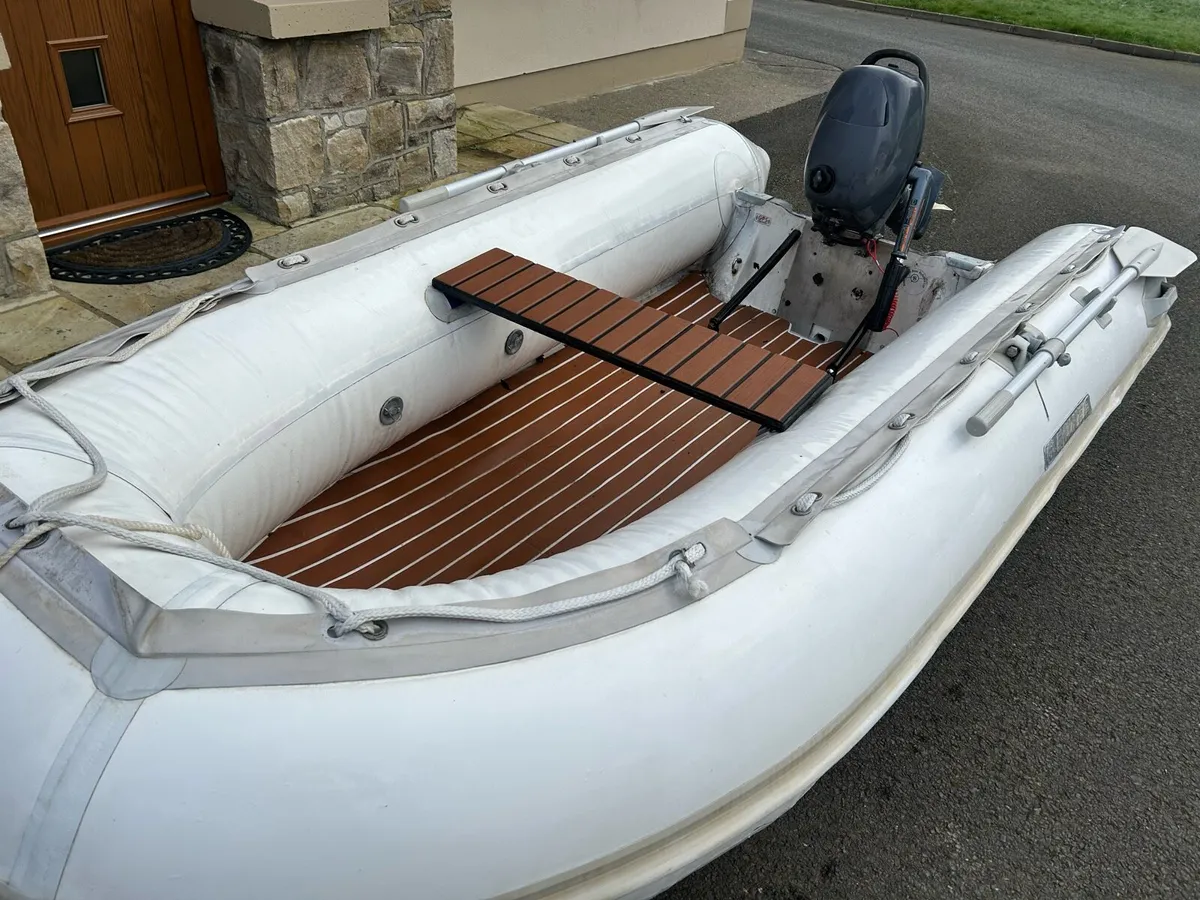 3.1m fiberglass rib 4hp Yamaha - Image 3