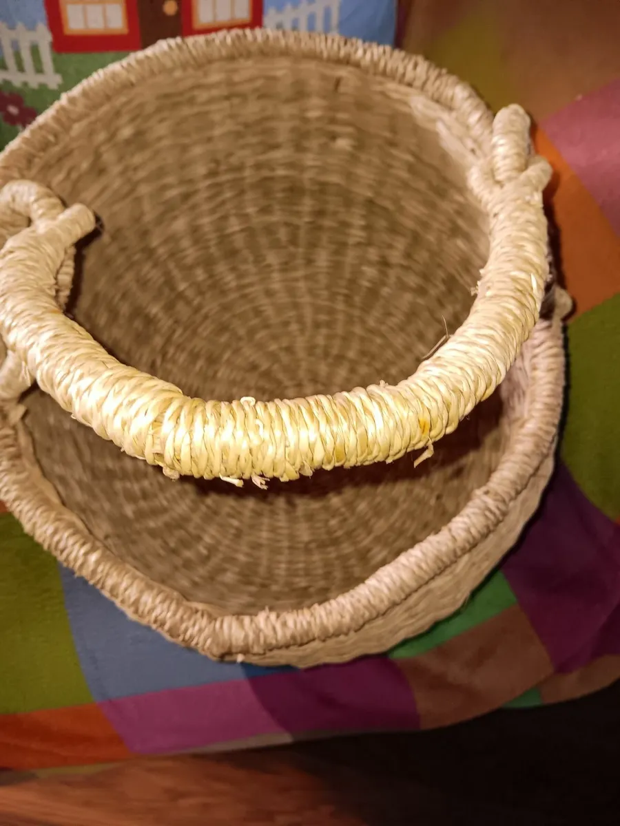 Vintage basket - Image 1
