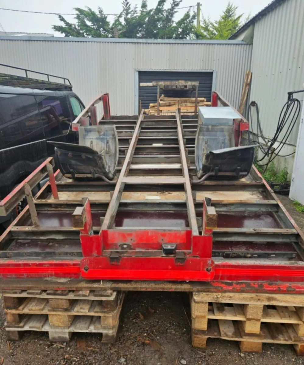 Commercial - Image 1