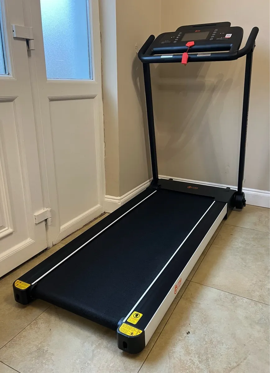Touchscreen Treadmill ITM Fitness - Image 2