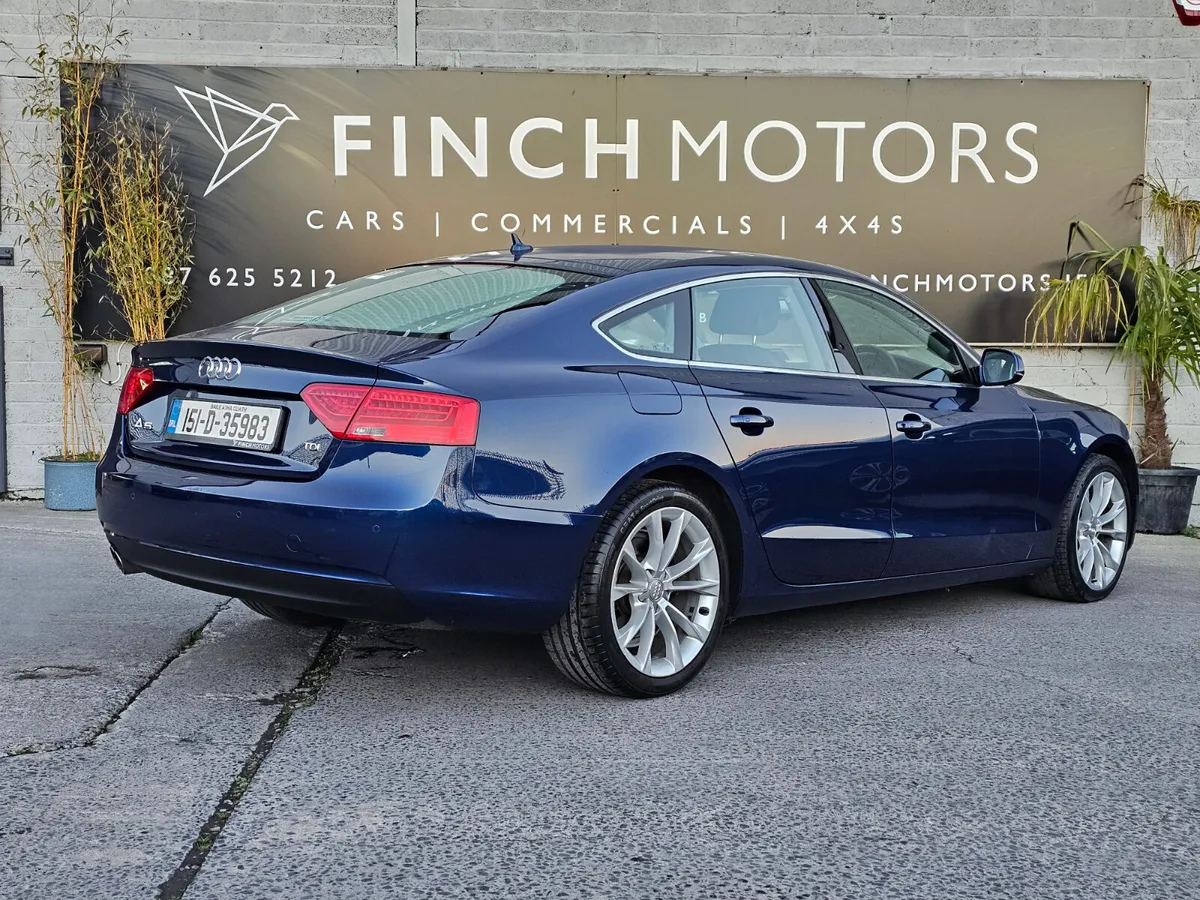 AUDI A5 150 BHP // 5 DOOR // IMMACULATE CONDITION - Image 4