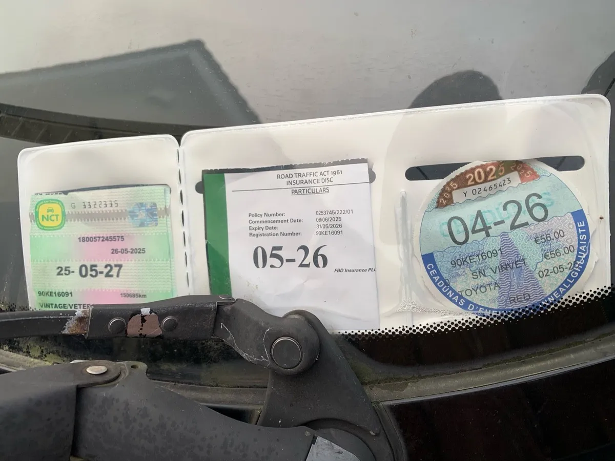 1990 Toyota Estima - Image 2