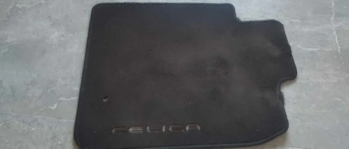 Genuine Celica floor mat pls read description - Image 1